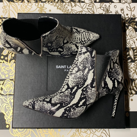 💕 Saint Laurent Half Calf Boots 💕 - Picture 8 of 9